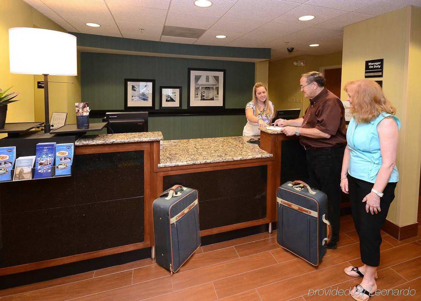 Hampton Inn Charlotte North Lake Norman Cornelius Exteriör bild